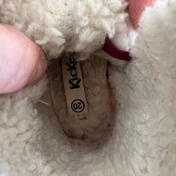 Kickers Baby Size 18mo months  Little Red Glitter Booties Boots Faux Fur Trim 18 - Picture 7 of 12